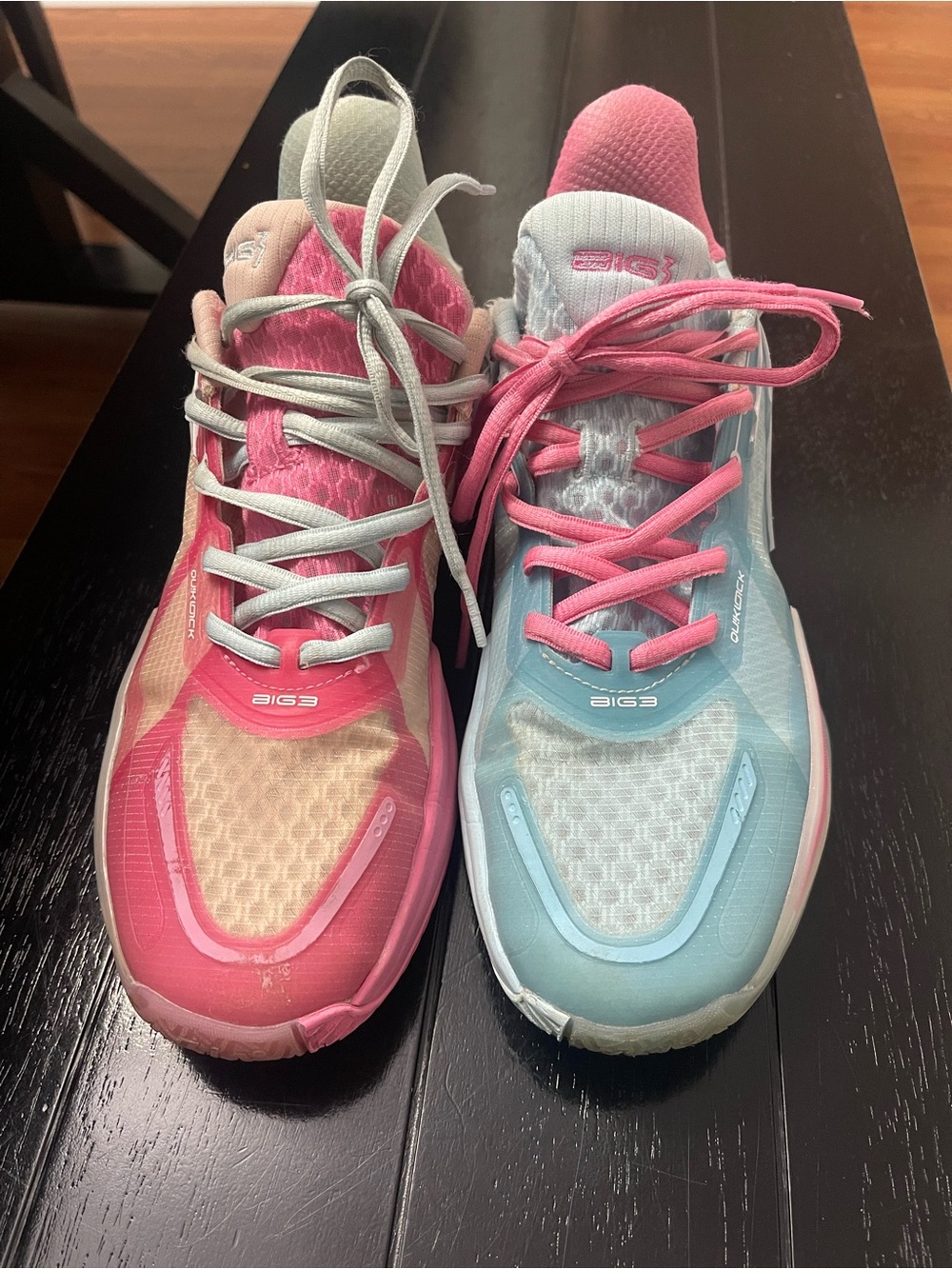 Women's Lightweight Mixed-Color Performance Sneakers - Pink & Light Blue